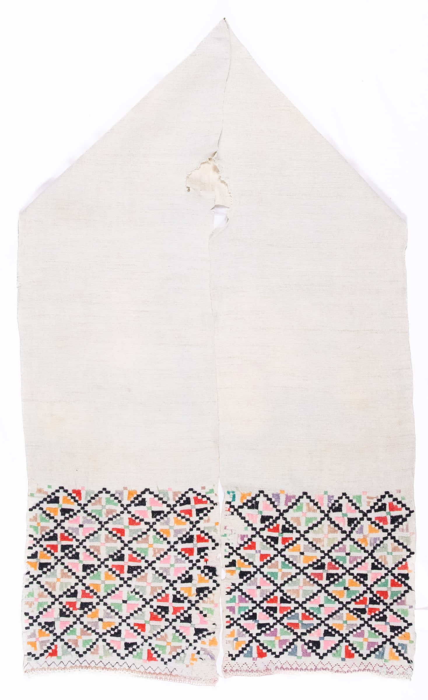 Ukrainian rushnyk — 11 — Satin stitch — Eastern Podolia — Zablotska-Koval collection