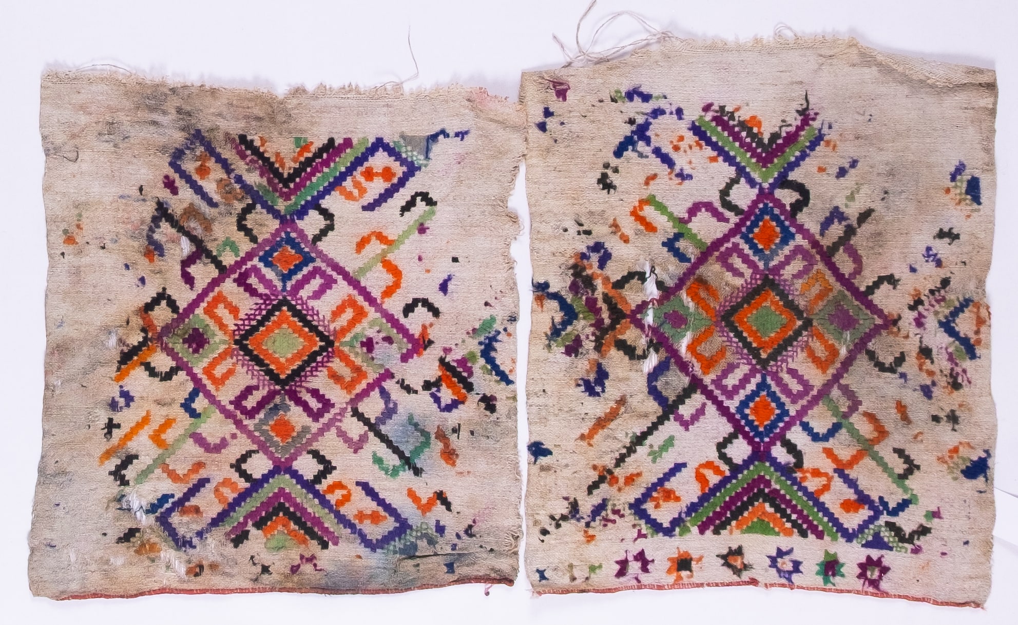Ukrainian rushnyk — 118 — Satin stitch, Counted satin stitch, Straight counted satin stitch — Eastern Podolia — Zablotska-Koval collection