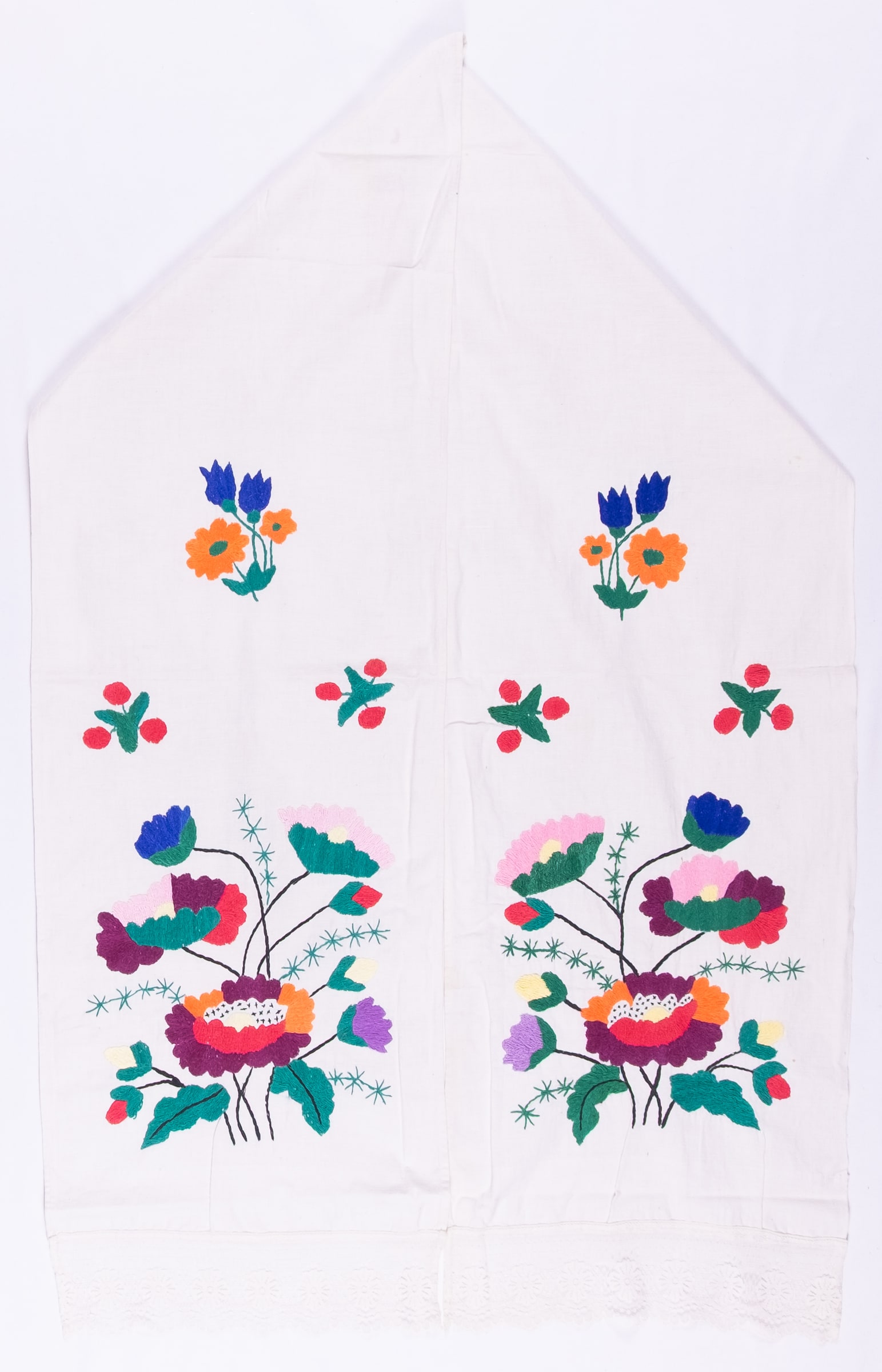 Ukrainian rushnyk — 144 — Satin stitch, Free style satin stitch — Pokuttia — Flowers — Zablotska-Koval collection