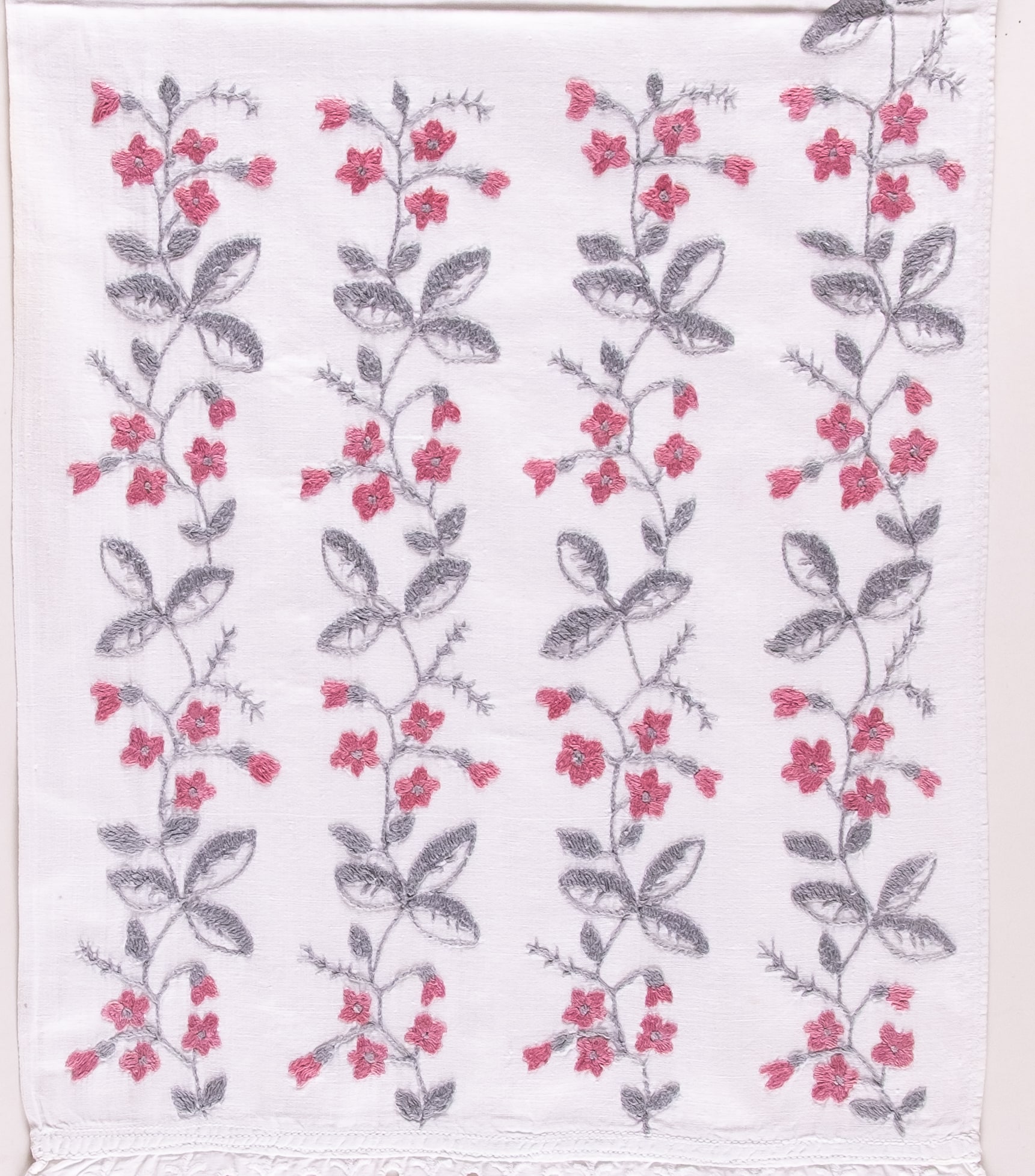 Embroidery end 1