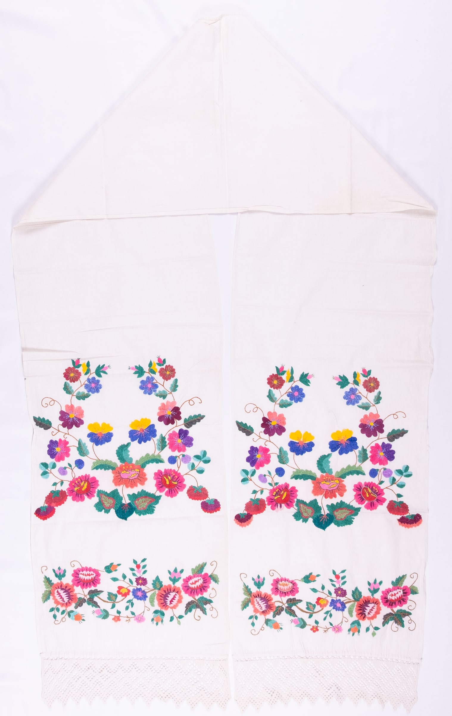 Ukrainian rushnyk — 158 — Satin stitch, Free style satin stitch — Poltava region — Flowers — Zablotska-Koval collection