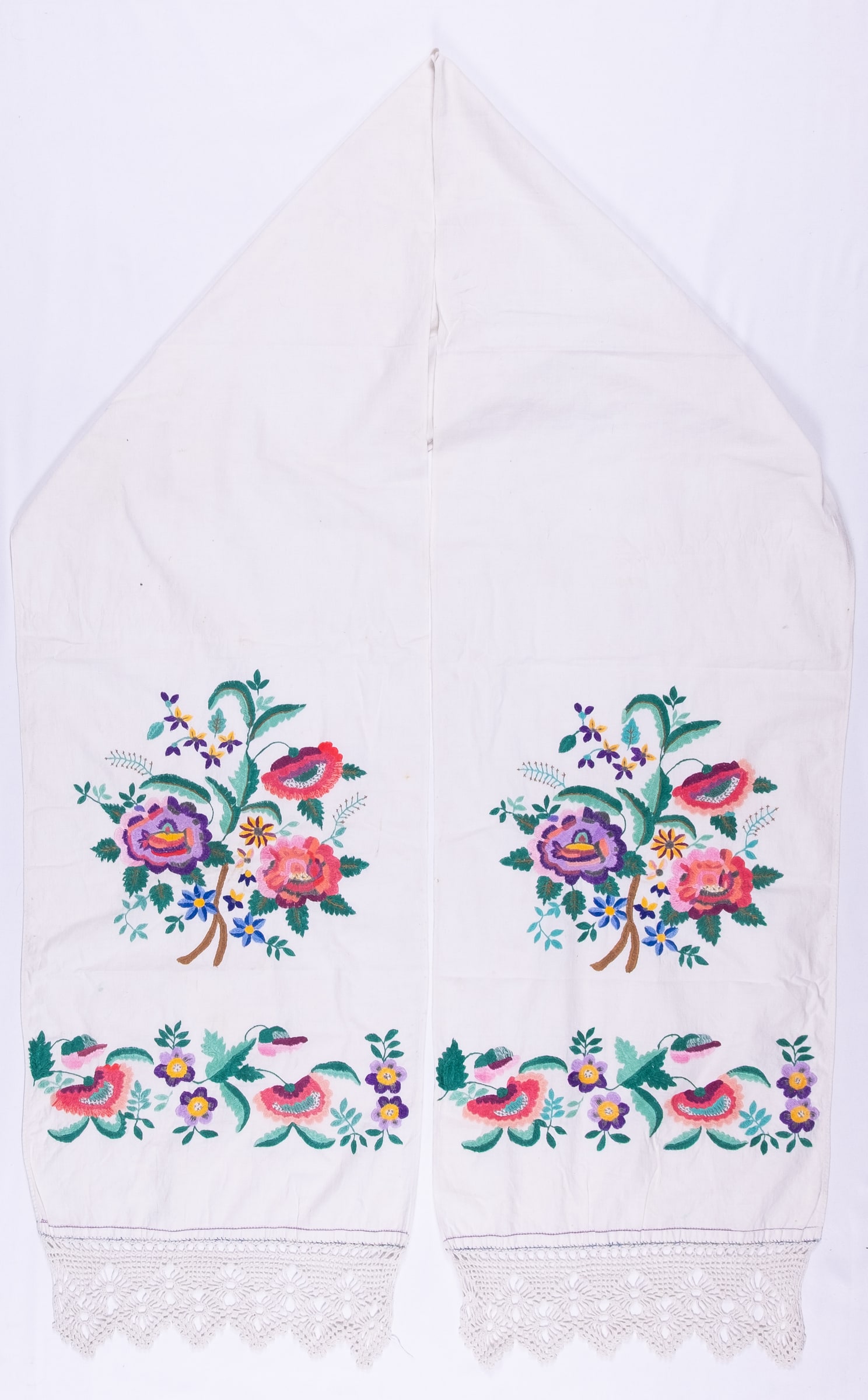 Ukrainian rushnyk — 175 — Satin stitch, Free style satin stitch — Polesia — Zablotska-Koval collection
