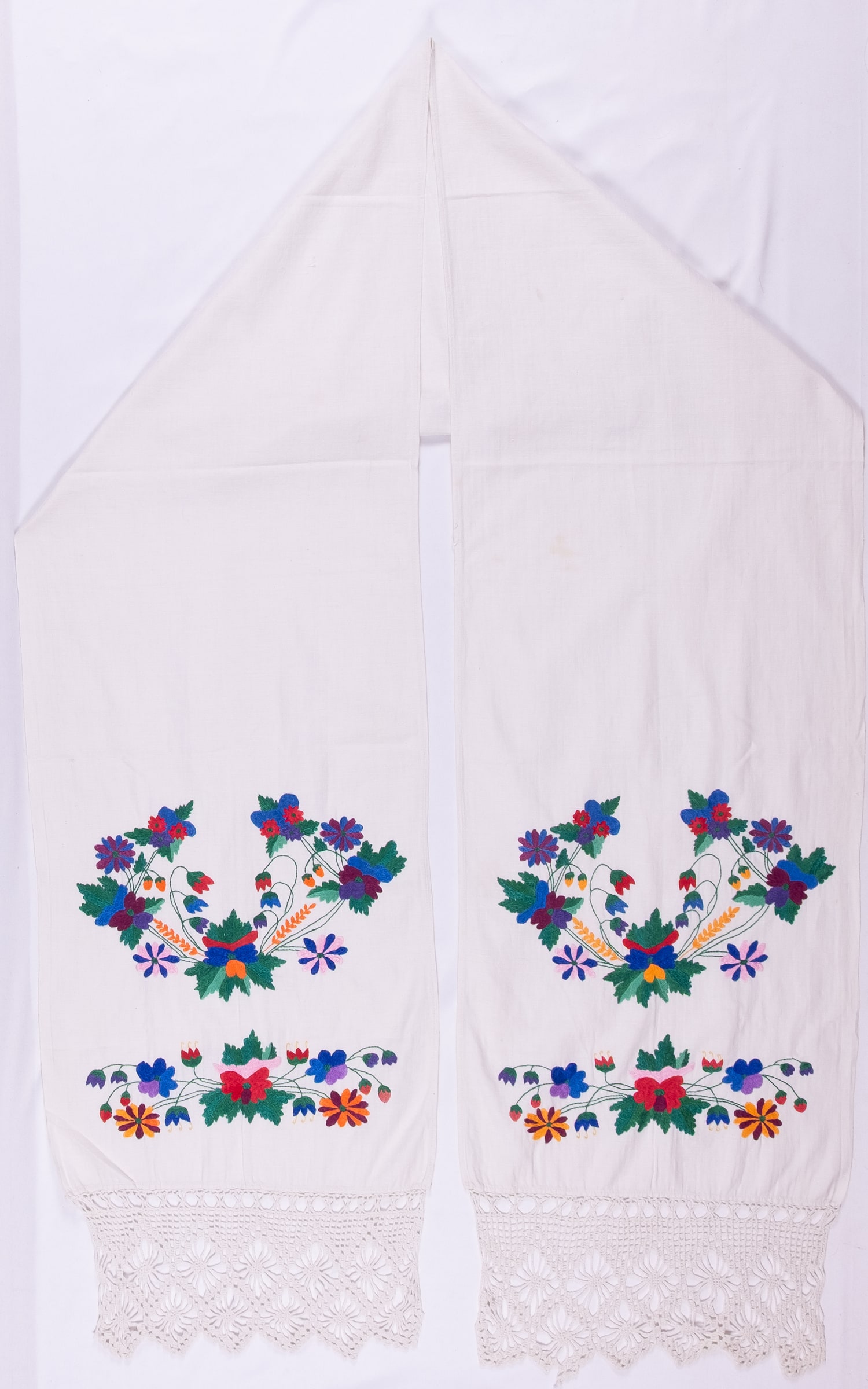rushnyk ukrainien — 189 — Passé plat, Passé plat libre — Volhynie — Fleurs — collection Zablotska-Koval