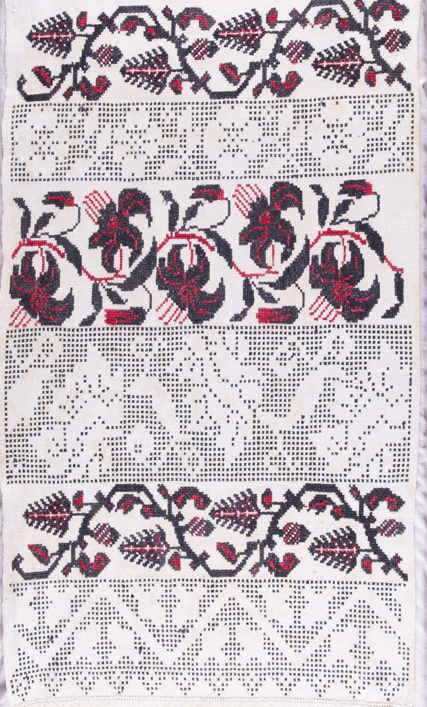 Embroidery end 1