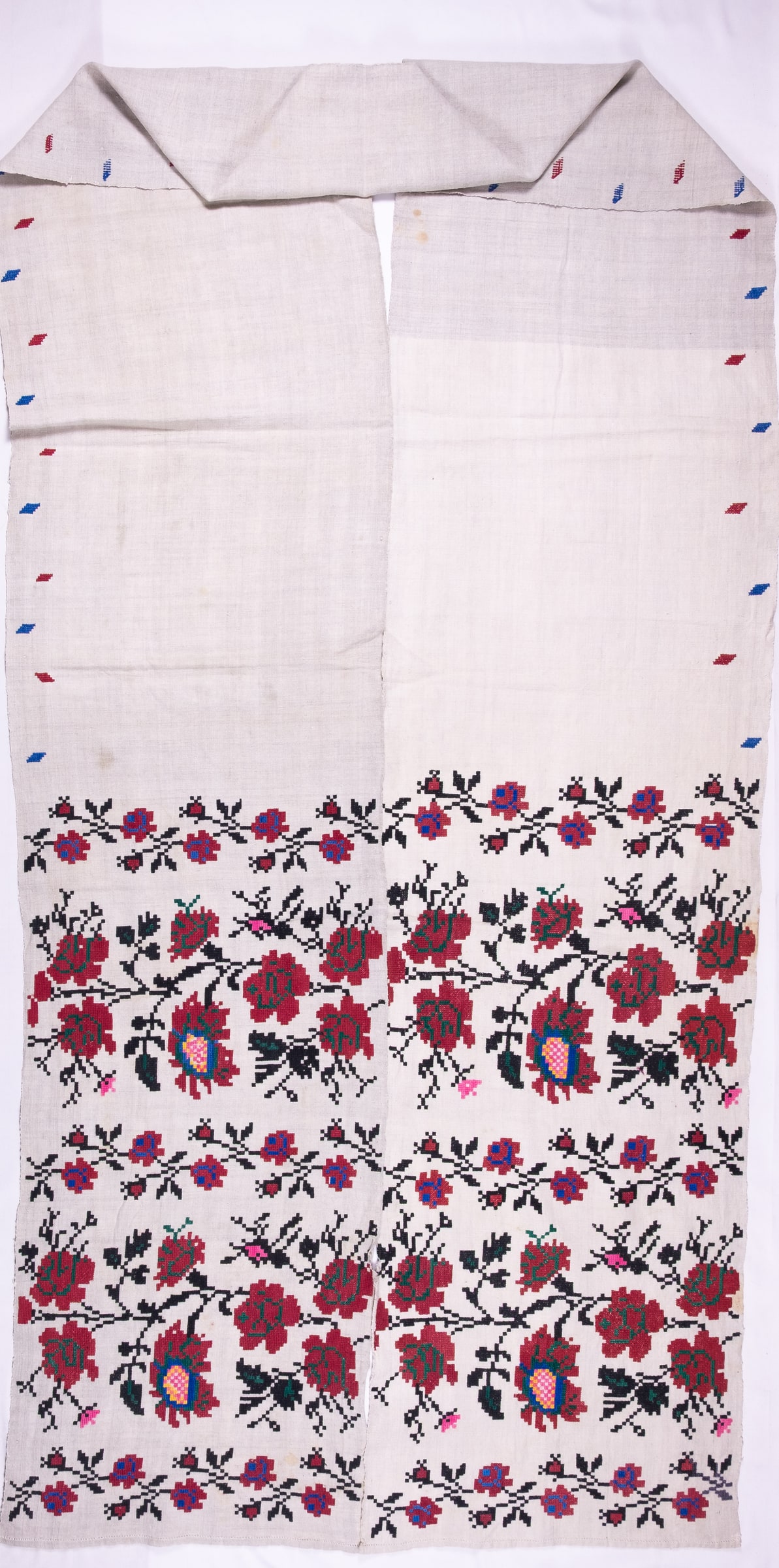 Ukrainian rushnyk — 254 — Cross-stitch — Flowers — Zablotska-Koval collection