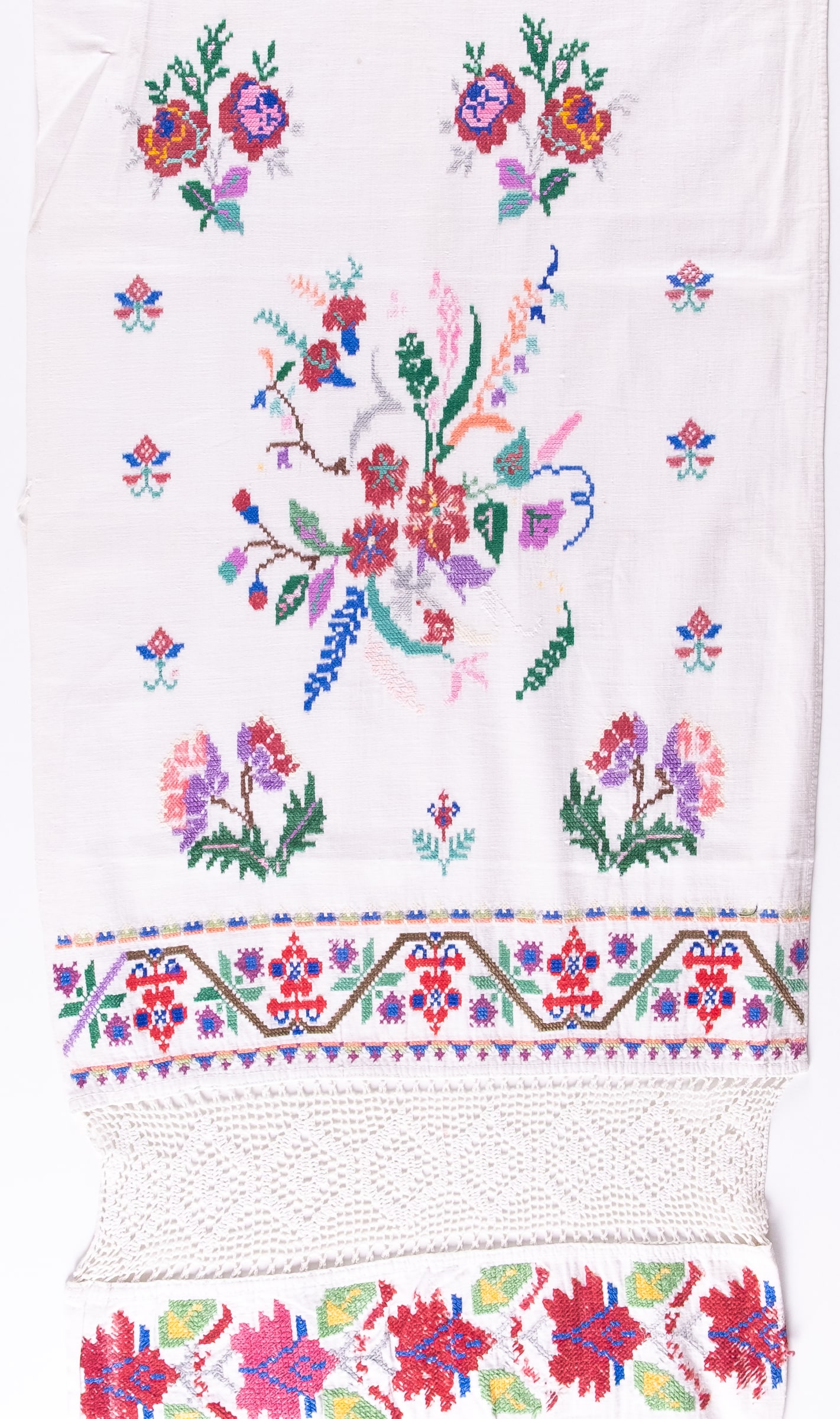 Embroidery end 1