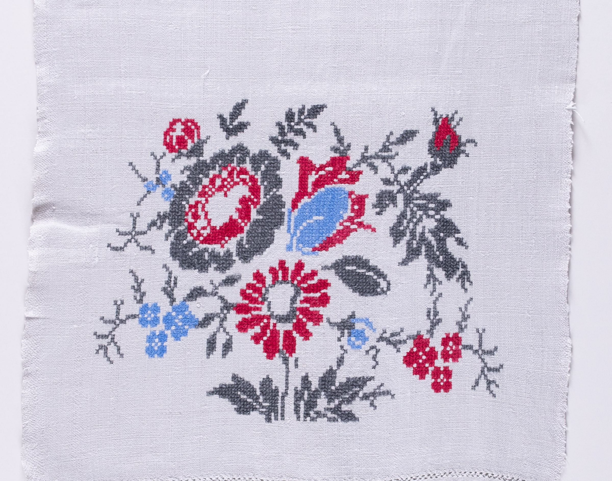 Embroidery end 1