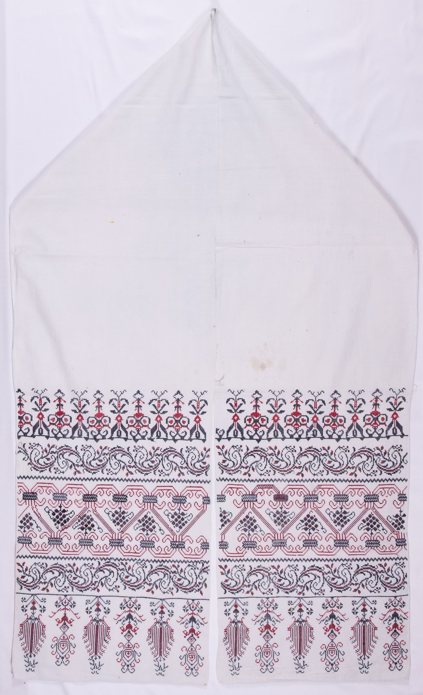 Ukrainian rushnyk — 305 — Cross-stitch — Polesia — Zablotska-Koval collection