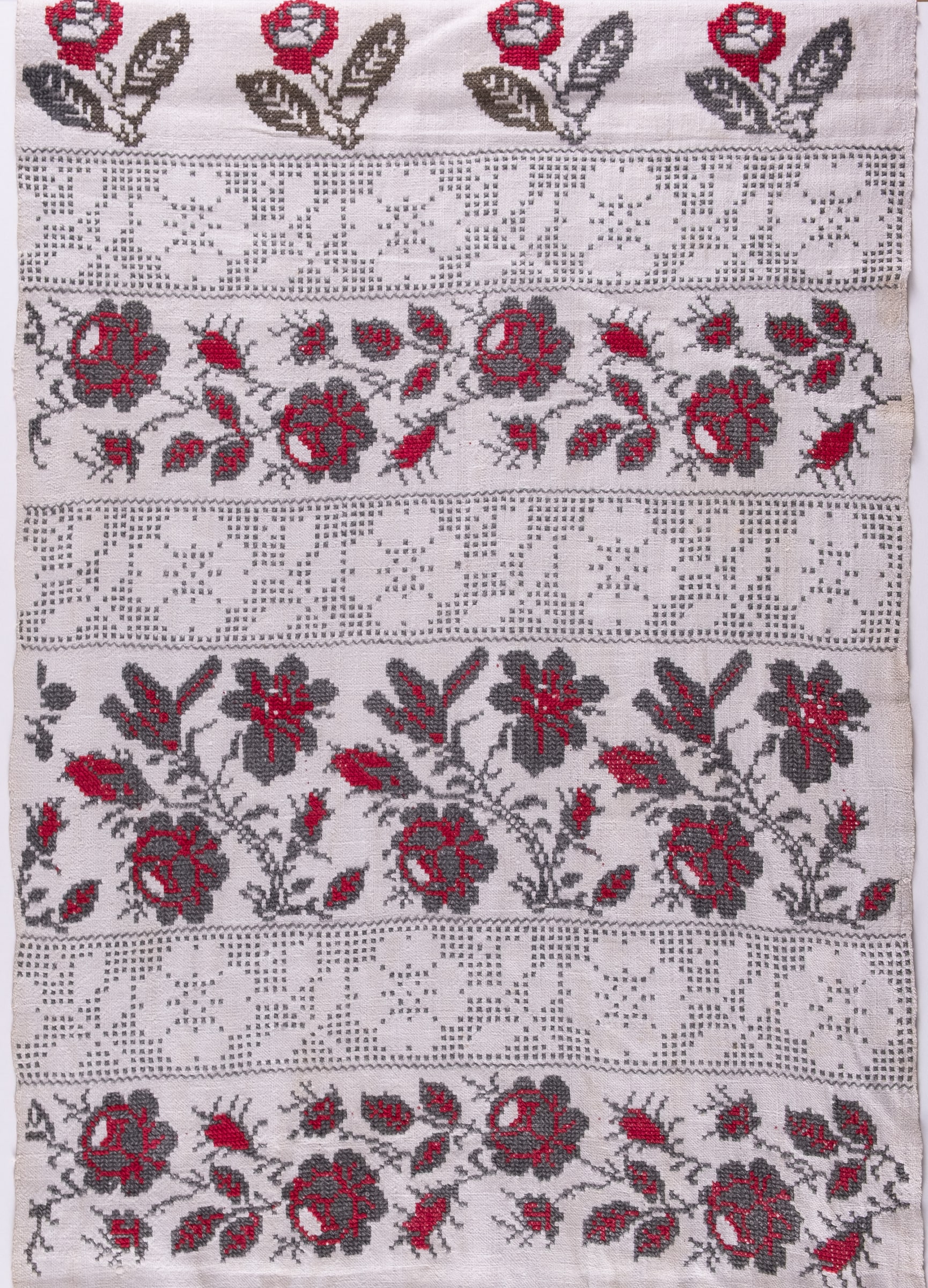 Embroidery end 1