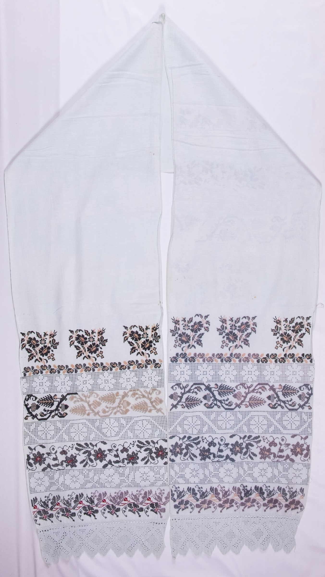 Ukrainian rushnyk — 322 — Cross-stitch — Polesia — Flowers — Zablotska-Koval collection