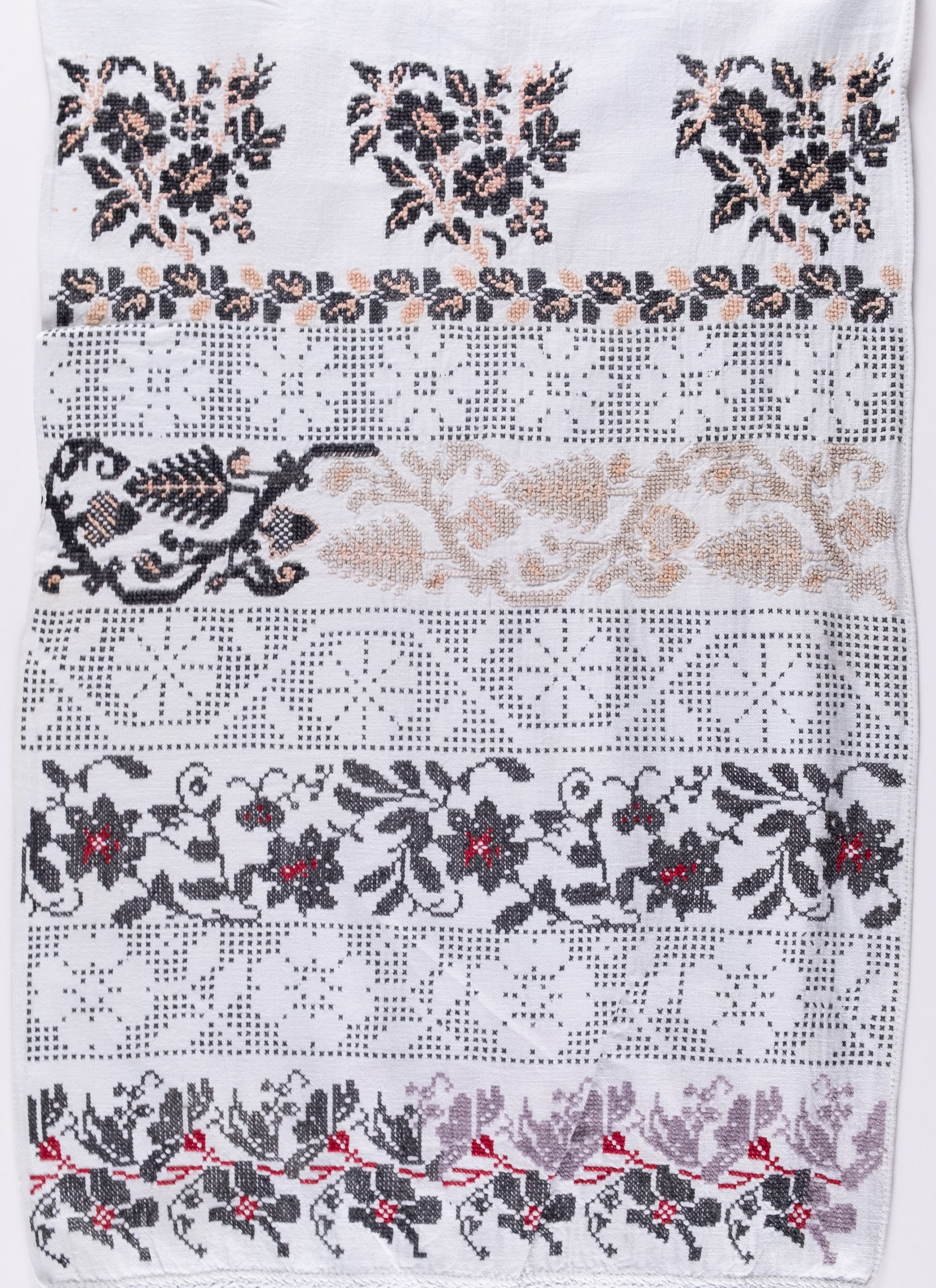Embroidery end 1