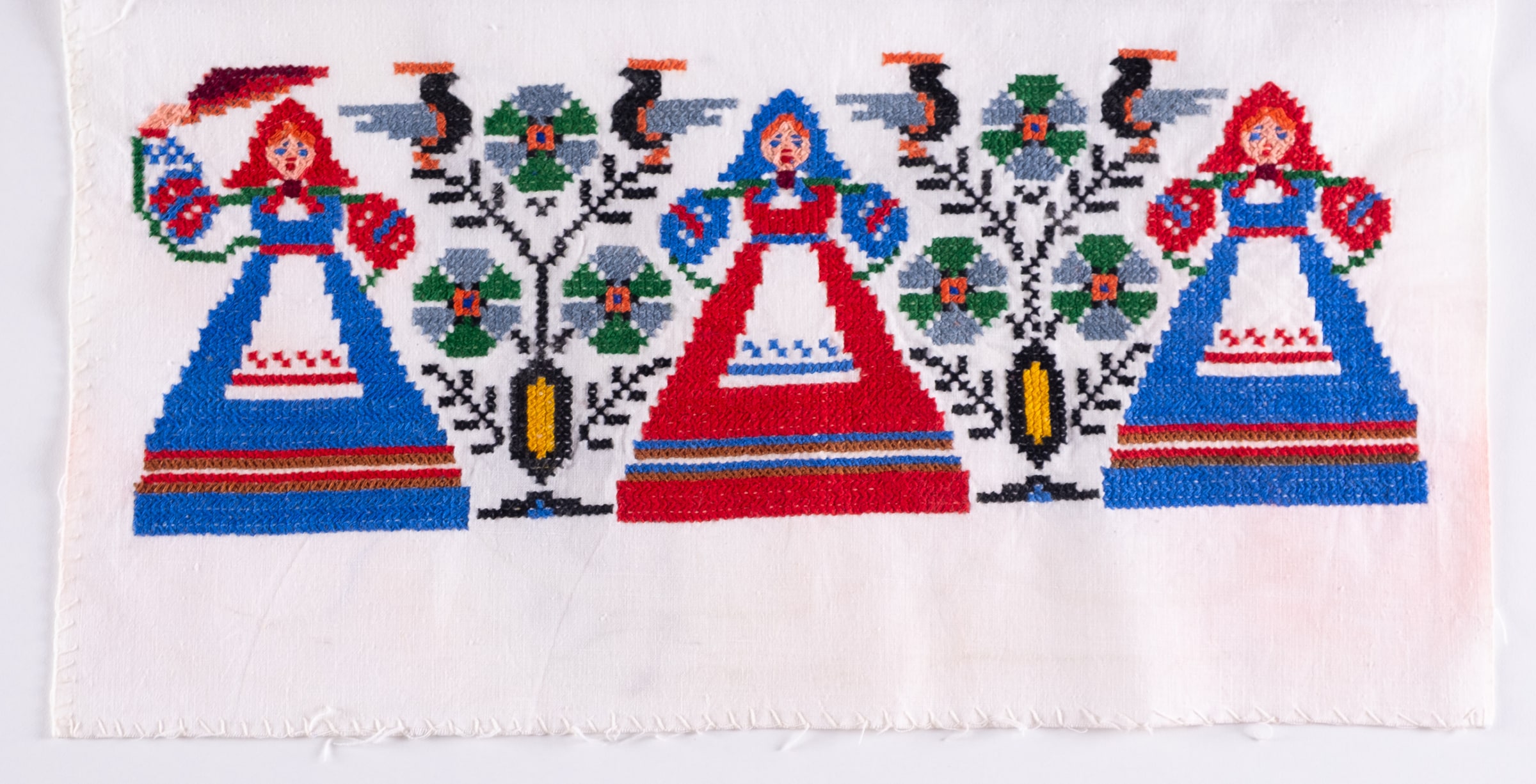 Embroidery end 2