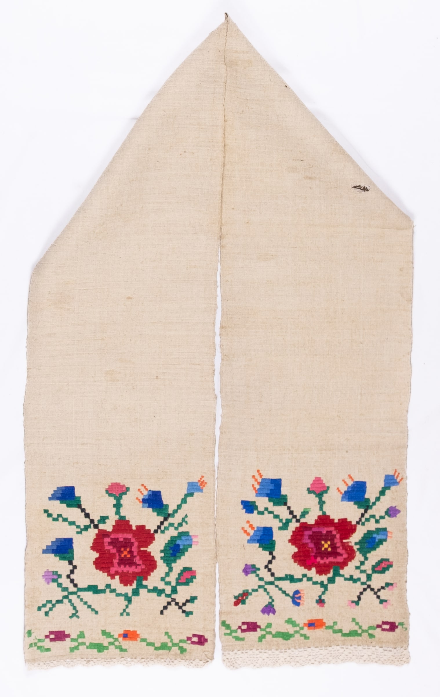 Ukrainian rushnyk — 38 — Satin stitch, Counted satin stitch, Straight counted satin stitch — Eastern Podolia — Flowers — Zablotska-Koval collection