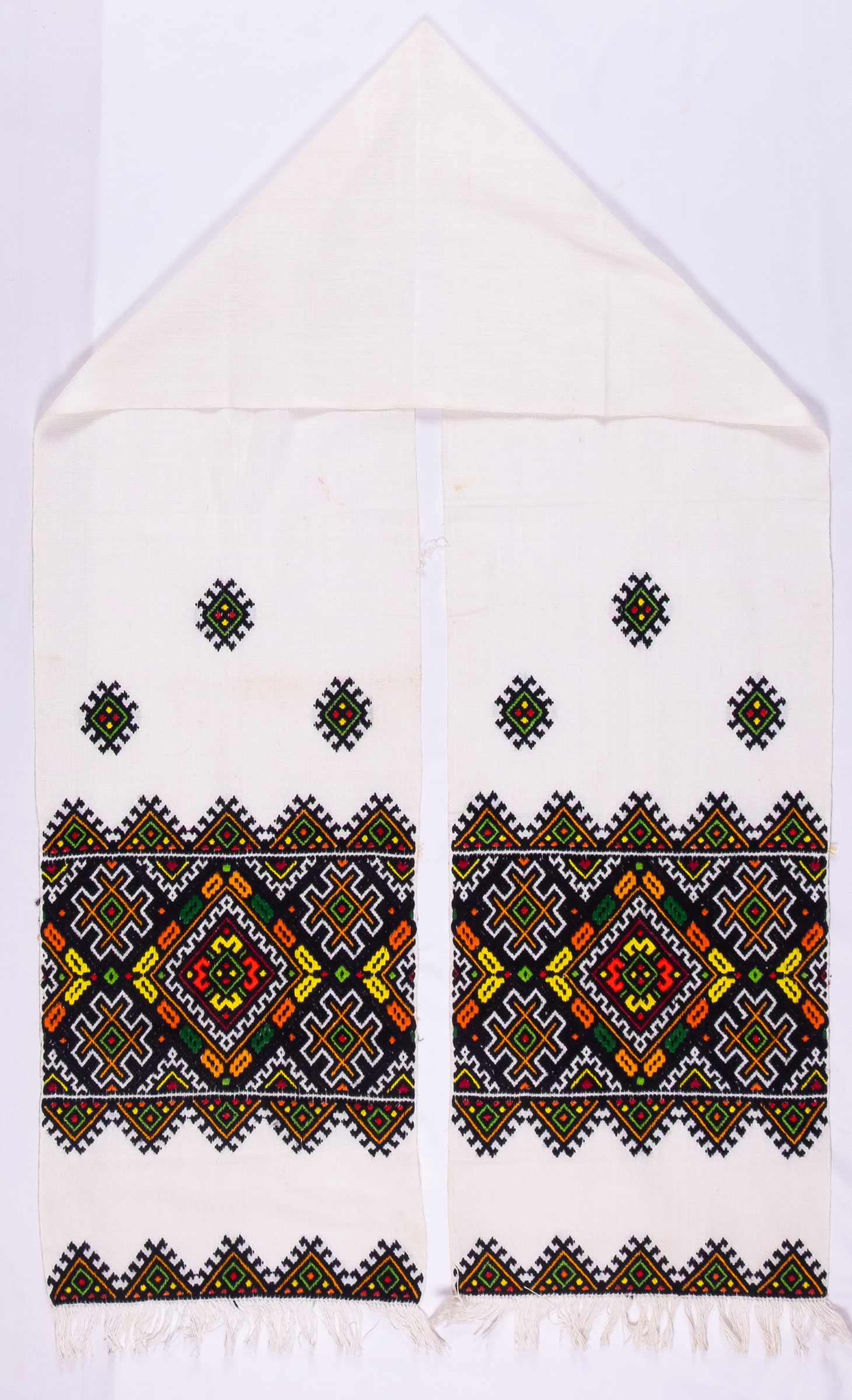 rushnyk ukrainien — 395 — broderie traditionnelle ukrainienne — collection Zablotska-Koval