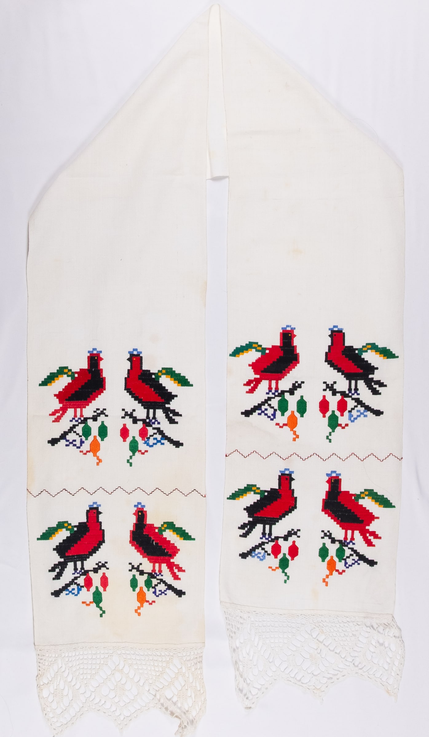 rushnyk ukrainien — 56 — Passé plat, Passé plat compté, Passé plat compté droit — Podolie orientale — Oiseaux, Fleurs — collection Zablotska-Koval