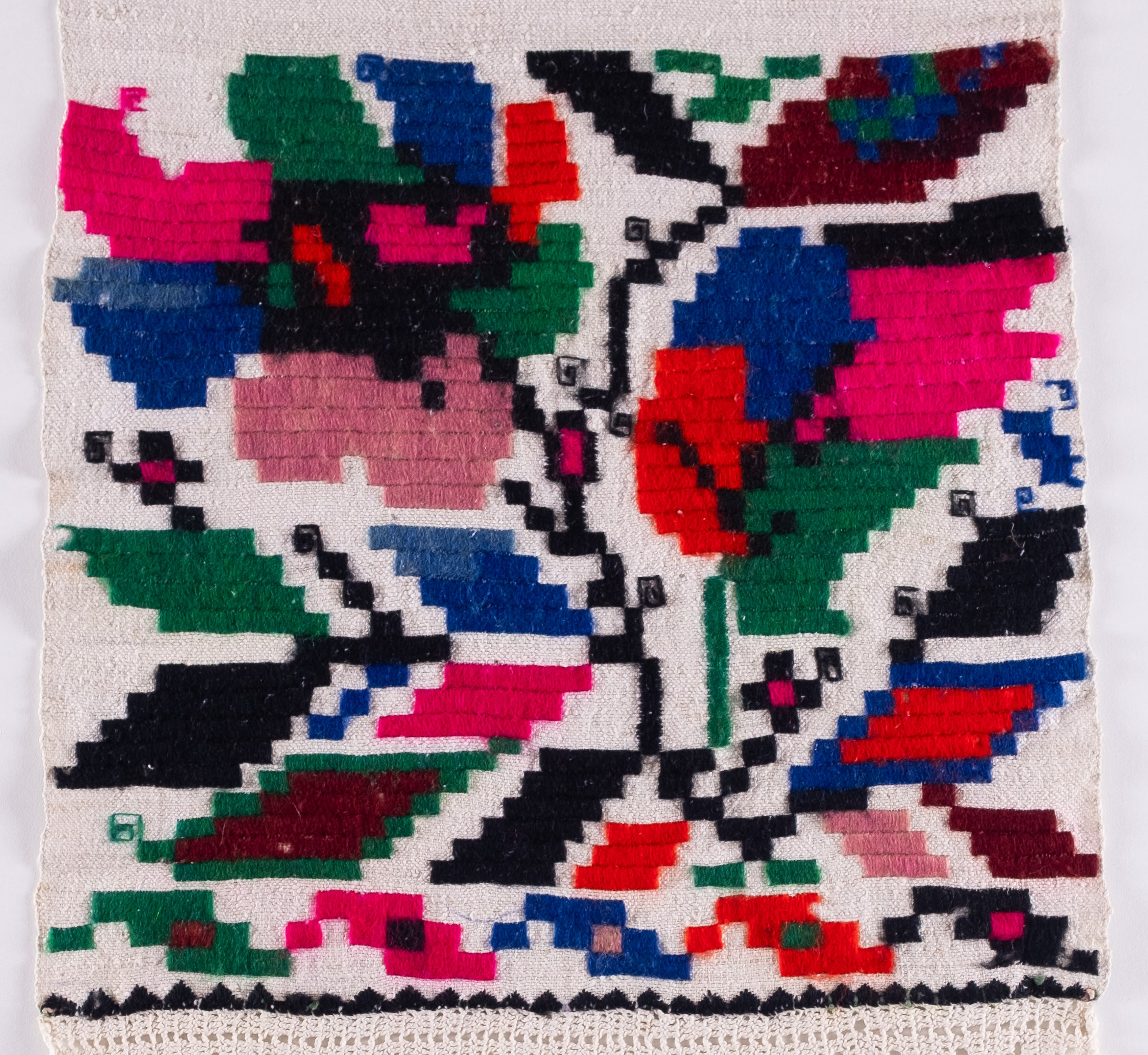 Embroidery end 1