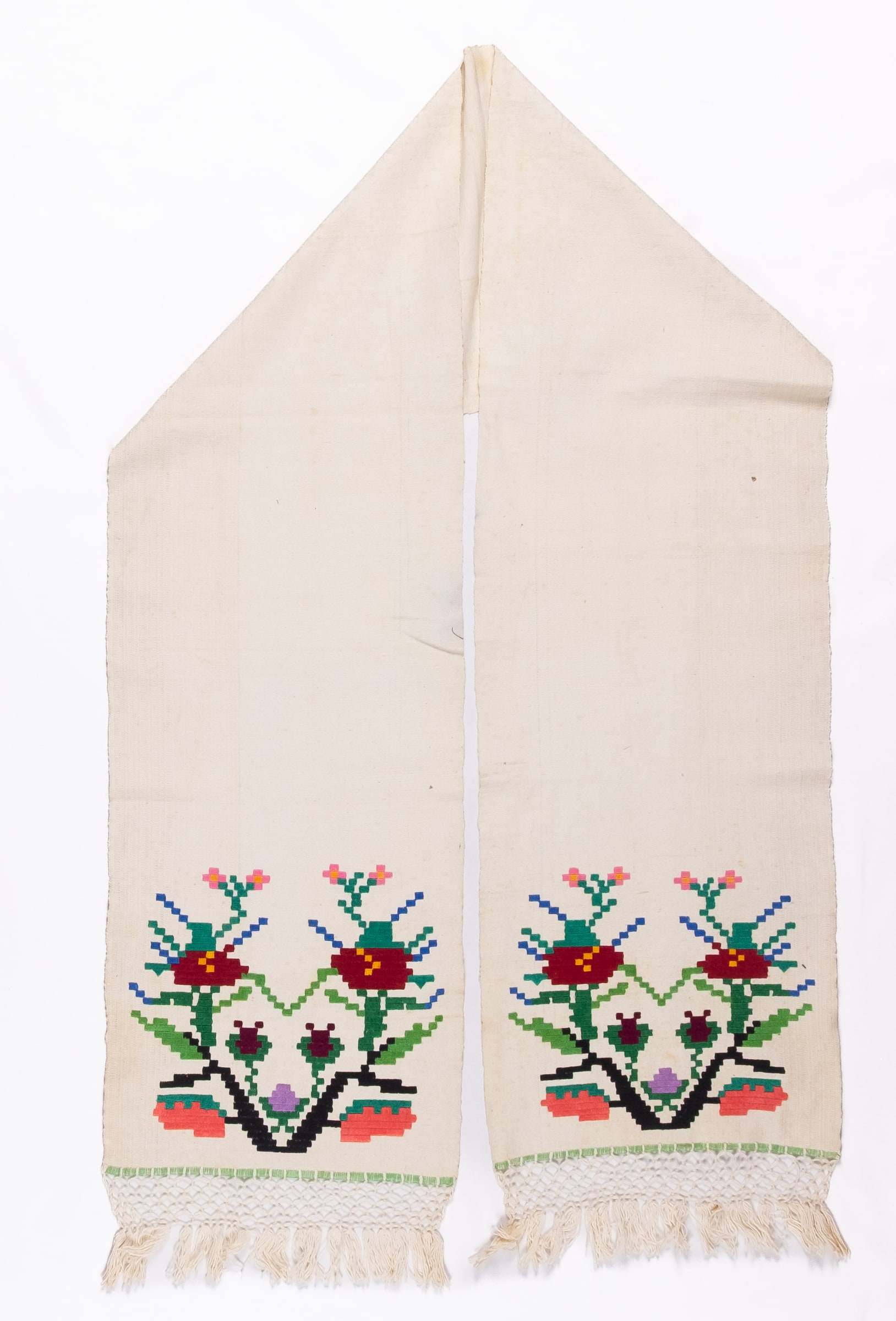 Ukrainian rushnyk — 66 — Satin stitch, Counted satin stitch, Straight counted satin stitch — Eastern Podolia — Flowers — Zablotska-Koval collection